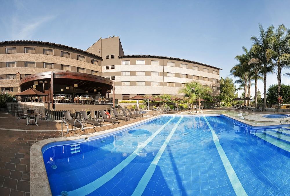 Movich Hotel Las Lomas Рионегро Экстерьер фото