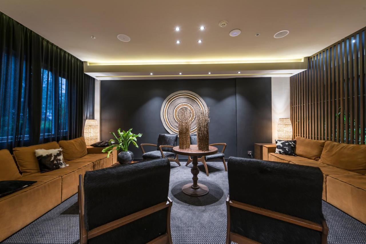 Movich Hotel Las Lomas Рионегро Экстерьер фото The interior of the office of the Prime Minister of Thailand